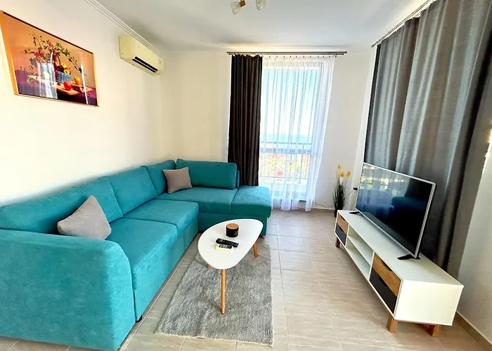 Calabria Апартамент Свети Влас