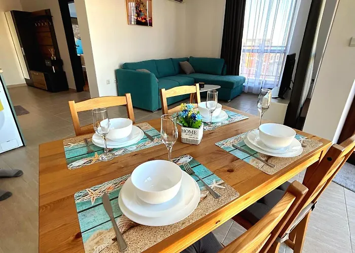 Calabria Апартамент Свети Влас