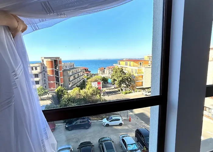 Calabria Апартамент Свети Влас