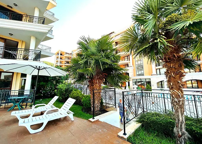 Апартамент Calabria Свети Влас